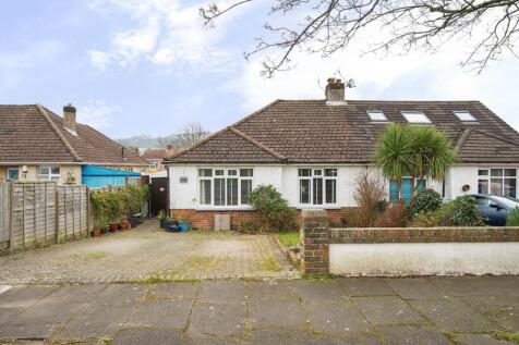 Downside Avenue, Worthing, BN14 2 bed semi