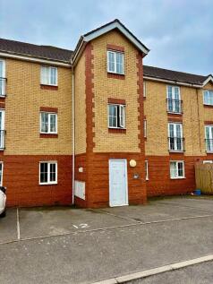 2 bedroom ground floor flat for sale