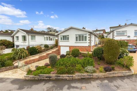 Churchfields, Dartmouth, Devon, TQ6 3 bed bungalow for sale