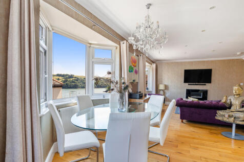 Swannaton Road, Dartmouth, Devon 2 bed apartment for sale