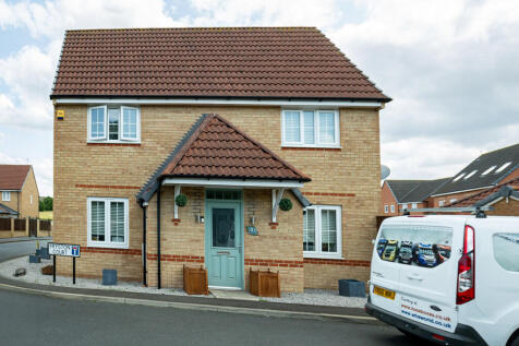 3 bedroom detached house for sale