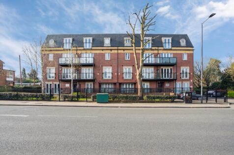Gray Court, Pinner, HA5 1 bed apartment for sale