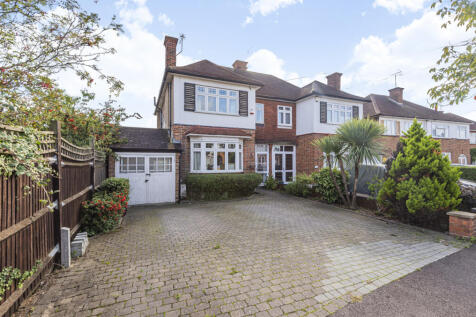 4 bedroom semi-detached house for sale