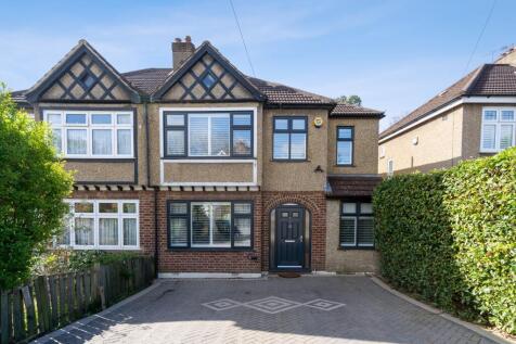 Lyndhurst Avenue, Pinner, HA5 5 bed semi
