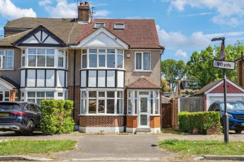 4 bedroom semi-detached house for sale