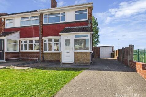 3 bedroom semi-detached house for sale