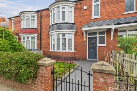 Thornfield Grove, North Yorkshire TS5 3 bed terraced house for sale