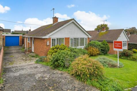 Wylye Road, Warminster, BA12 2 bed bungalow for sale