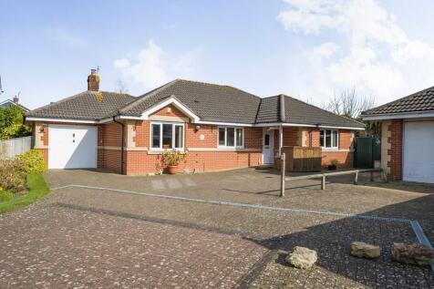 Beatrice Way, Trowbridge, BA14 3 bed bungalow for sale