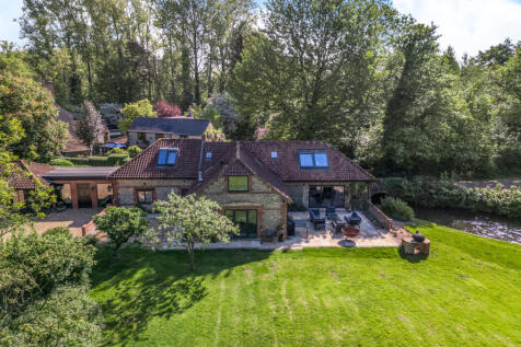 4 bedroom barn conversion for sale
