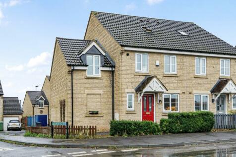 4 bedroom semi-detached house for sale