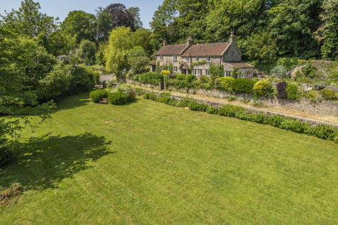 Mells, BA11 4 bed character property for sale