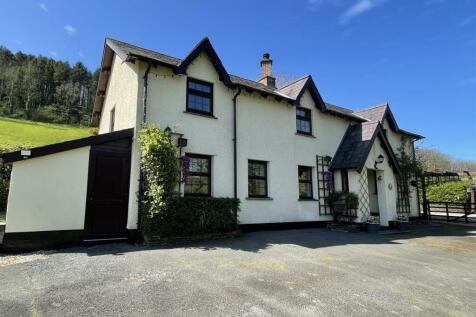 Llanilar 3 bed detached house for sale