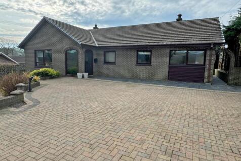 2 bedroom detached bungalow for sale