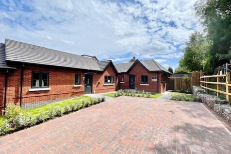 Cornhill Gardens, Cannock, WS11 4NS 2 bed semi