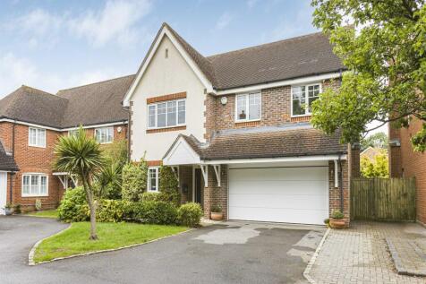 5 bedroom detached house for sale