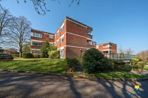Hipley Court, Guildford GU1 2 bed flat for sale