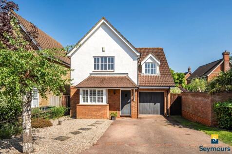 Torrens Close, Surrey GU2 3 bed detached house for sale