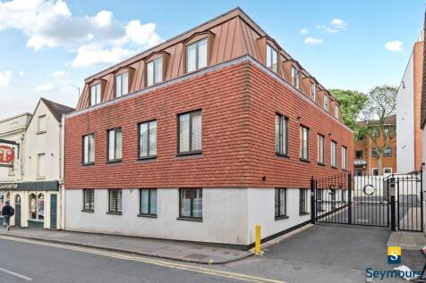 2 bedroom flat for sale