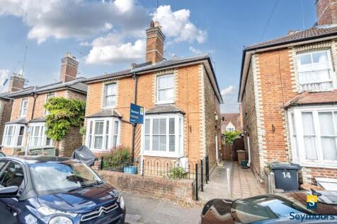 4 bedroom semi-detached house for sale