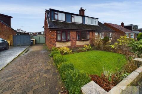 4 bedroom semi-detached bungalow for sale