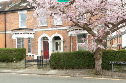 NAUNTON PARK ROAD, CHELTENHAM, GL53 7DG 4 bed terraced house for sale