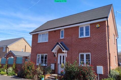 29 Heol Y Gylfinir, Llanilid... 3 bed detached house for sale