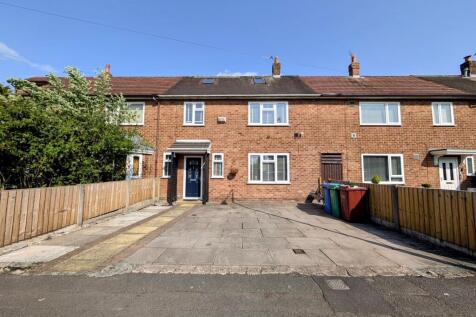 3 bedroom terraced house for sale