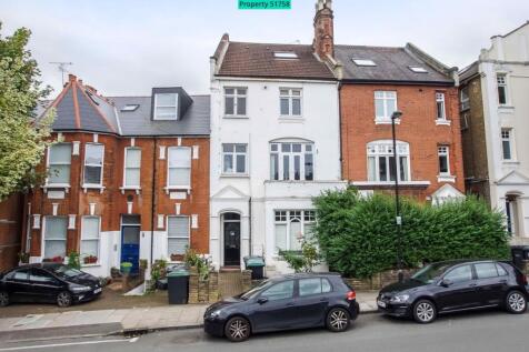 Muswell Road, London, N10 3 bed flat for sale