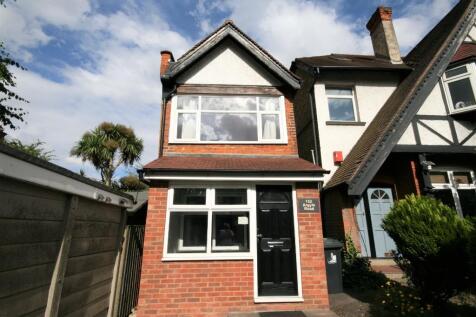 2 bedroom detached house for sale