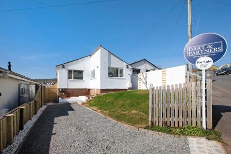 Deer Park Avenue, Teignmouth, TQ14 3 bed detached bungalow for sale
