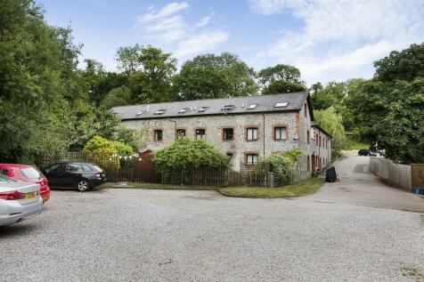 2 bedroom barn conversion for sale