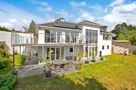 Petroc Drive, Newton Abbot, TQ12 4 bed detached house for sale