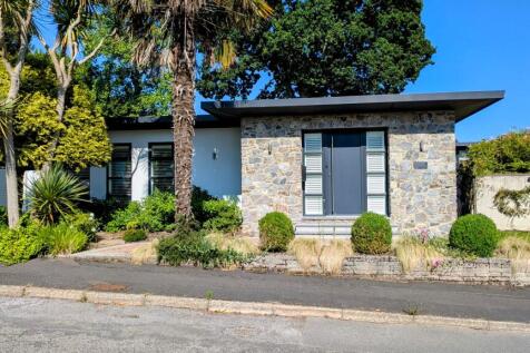 Moors Park, Bishopsteignton, TQ14 3 bed detached bungalow for sale