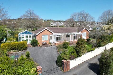 Higher Buckeridge Road, Teignmouth, TQ14 2 bed bungalow for sale