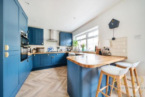 Montague Close, Shoreham