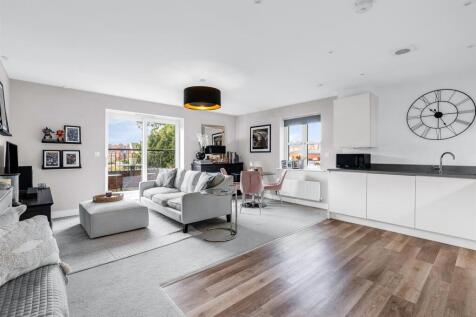 Tomlinson Court, Welwyn 2 bed apartment for sale
