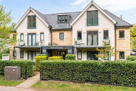 80 Great North Road, Welwyn 2 bed flat for sale