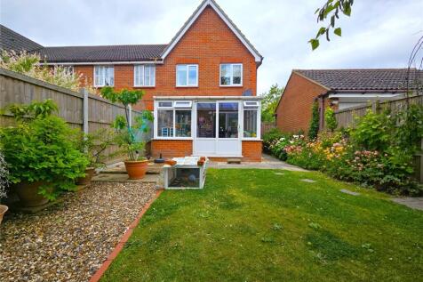 Peake Avenue, Kirby Cross... 3 bed end of terrace house for sale