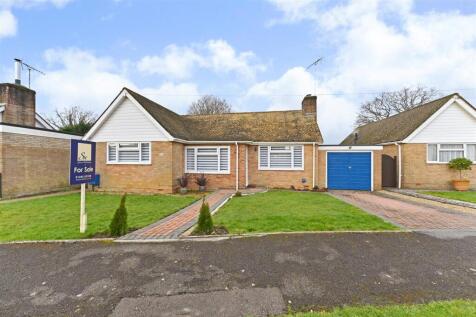 Ivy Close, Westergate 2 bed detached bungalow for sale