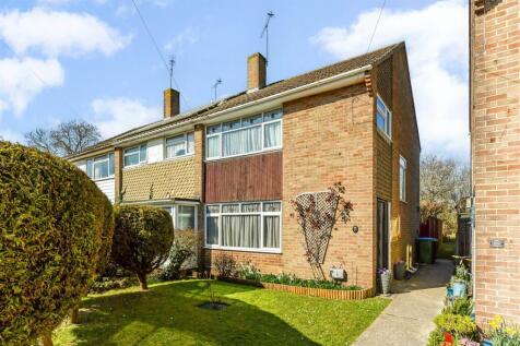 Elm Grove South, Barnham 3 bed end of terrace house for sale