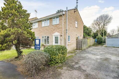 St. Georges Walk, Eastergate 3 bed end of terrace house for sale