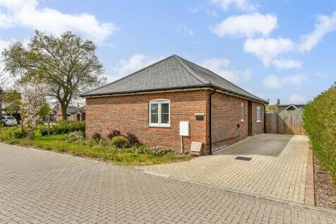 Nightingale Lane, Barnham 3 bed detached bungalow for sale