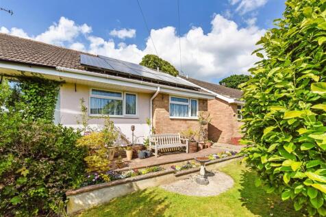 2 bedroom semi-detached bungalow for sale