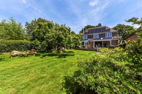 52 Torton Hill Road, Arundel 4 bed detached house for sale