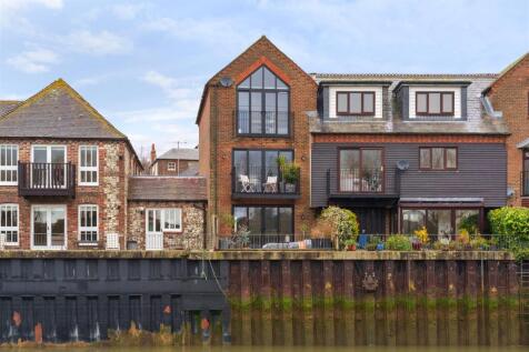 Tarrant Wharf, Arundel 3 bed house for sale