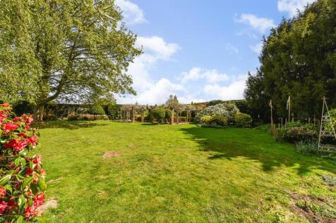 Lyminster 4 bed house for sale