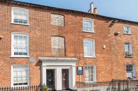 Tarrant Street, Arundel 4 bed detached house for sale