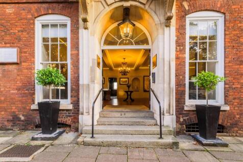 Southernhay East, Exeter 3 bed apartment for sale