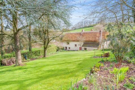Westwood, Crediton 5 bed detached house for sale